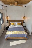 Almyra Oia Suites
