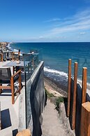 Almyra Oia Suites