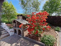 Holiday Home With Terrace and Jacuzzi in Vielsalm