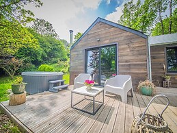 Holiday Home in Ferrieres With Garden