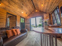 Holiday Home in Ferrieres With Garden