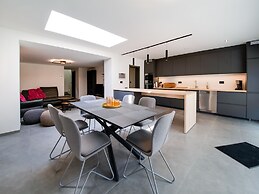 Holiday Home in Marchin With a Jacuzzi