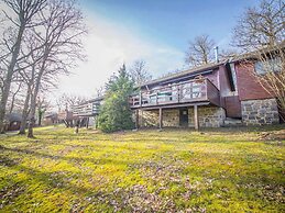 Ardennes Chalet Near Somme-leuze With Terrace