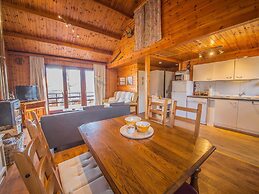 Ardennes Chalet Near Somme-leuze With Terrace