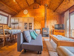 Ardennes Chalet Near Somme-leuze With Terrace