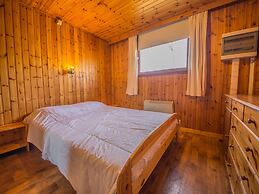 Ardennes Chalet Near Somme-leuze With Terrace