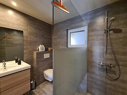 House Near Durbuy With Sauna & Bubble Bath