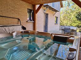 House Near Durbuy With Sauna & Bubble Bath
