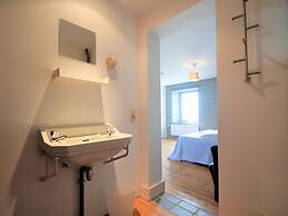 Attractive Holiday Home in Gerin With Private Garden