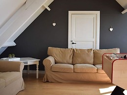 Attractive Holiday Home in Gerin With Private Garden