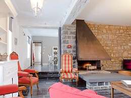 Attractive Holiday Home in Gerin With Private Garden