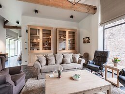 Beernem Countryside Home