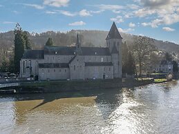 Cosy Holiday Home in Hastiere With a Terrace