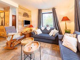 Farmhouse Kalys in Vielsalm With 180° View of the Forest