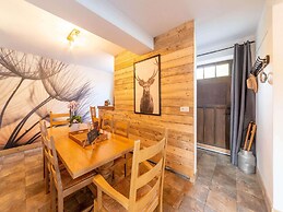 Farmhouse Kalys in Vielsalm With 180° View of the Forest