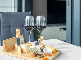 Cosy Apartment in Oostende With Private Terrace