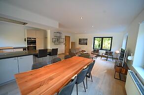 Chalet Ideally Located on the Edge of Forest