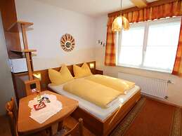 Apartment Near Nassfeld Ski Lift With Pool