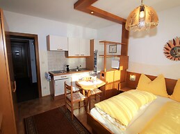 Apartment Near Nassfeld Ski Lift With Pool