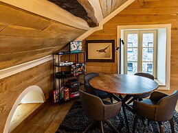 Cosy Mansion With Private Terrace and Sauna