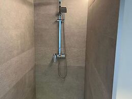 Cosy Mansion With Private Terrace and Sauna