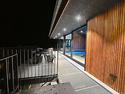 Luxurious Holiday Home With Indoor Pool