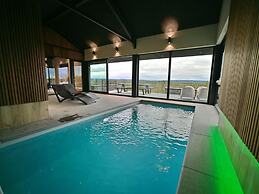 Luxurious Holiday Home With Indoor Pool