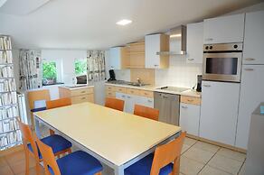 Spacious Bungalow With Large Garden