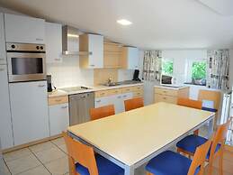 Spacious Bungalow With Large Garden