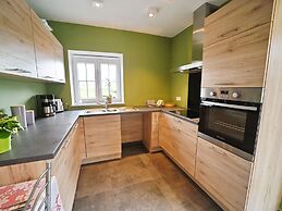 Holiday Home Only 200m From the Ourthe