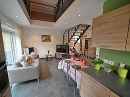 Holiday Home Only 200m From the Ourthe