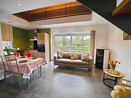 Holiday Home Only 200m From the Ourthe