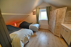 Holiday Home Only 200m From the Ourthe