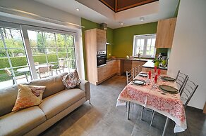 Holiday Home Only 200m From the Ourthe