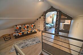 Holiday Home Only 200m From the Ourthe