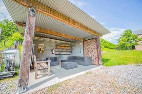 Holiday Home With a Terrace in Warisy