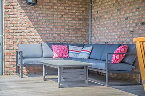 Holiday Home With a Terrace in Warisy