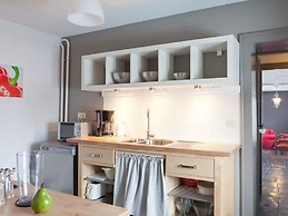 Bungalow in Gerin With Terrace