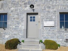 Bungalow in Gerin With Terrace