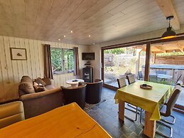Chalet Near Durbuy With Garden & BBQ