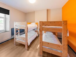 Elegant Home in Bievre With Garden