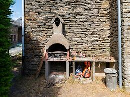 Elegant Home in Bievre With Garden