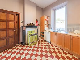 Elegant Home in Bievre With Garden