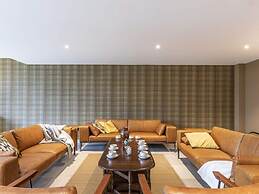 Holiday Home in Bourseigne Neuve