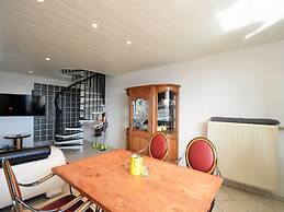 Holiday Home in Rochehaut With Fenced Garden