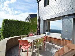 Holiday Home in Rochehaut With Fenced Garden