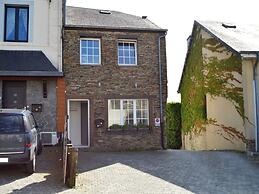 Holiday Home in Rochehaut With Fenced Garden