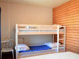 Holiday Home in Rochehaut With Fenced Garden