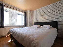 Holiday Home in Rochehaut With Fenced Garden