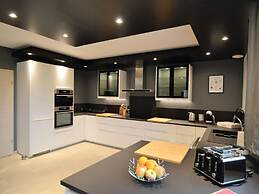 Holiday Home in Beauraing With Fenced Garden